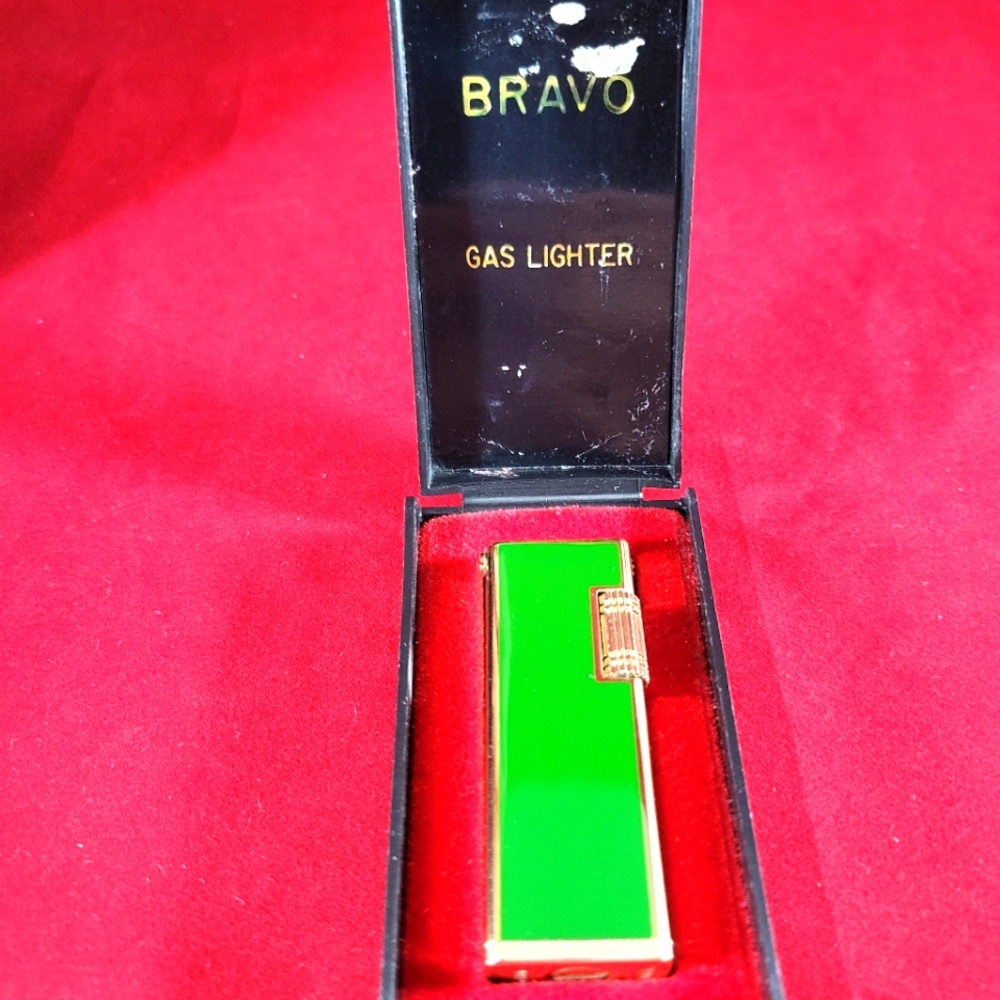 Bravo Green Gas Lighter
